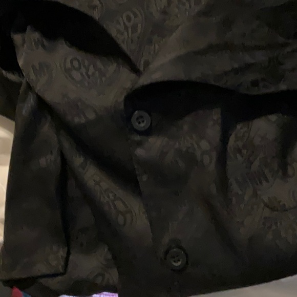 “Love me like a savage” lightweight button up black pajama top XL/XXL unisex - Picture 5 of 7